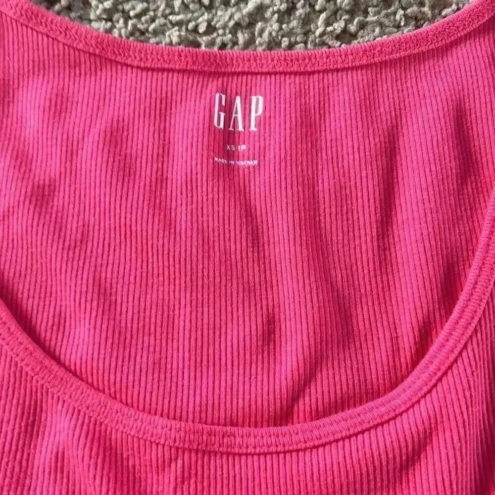 Tank top bundle 4pc - Picture 6 of 6